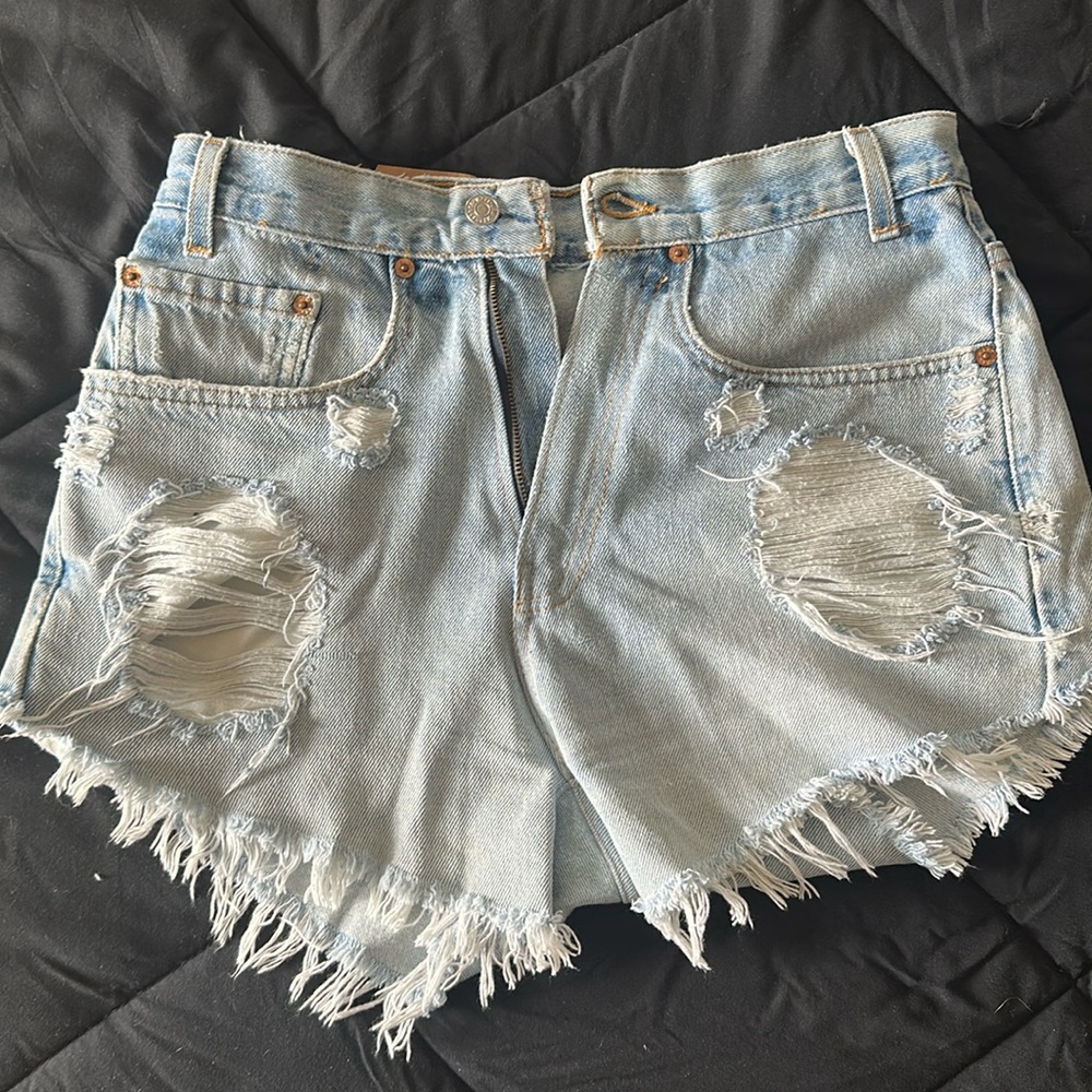 Women’s Levi Shorts